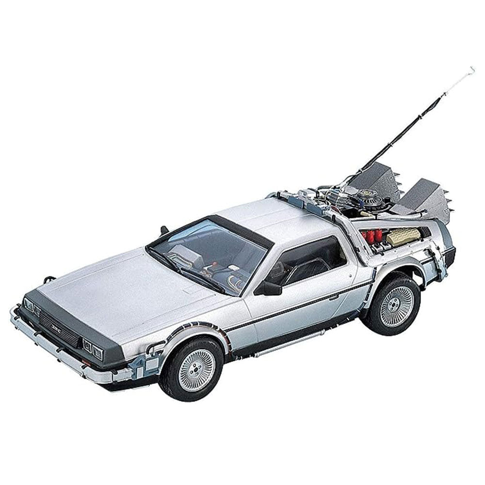 Aoshima tilbage til den fremtidige Delorean 1/24 model