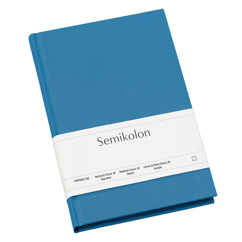 Semikolon Classic prickade A5 anteckningsbok