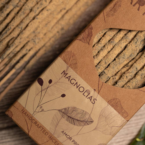Magnolia Artesano Incense (30 Sticks)